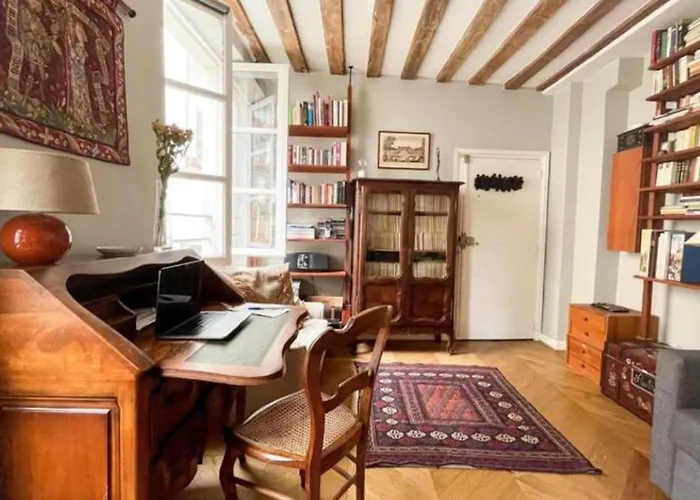 L'antiquaire - Cosy & Of Luxembourg Park Apartment *
